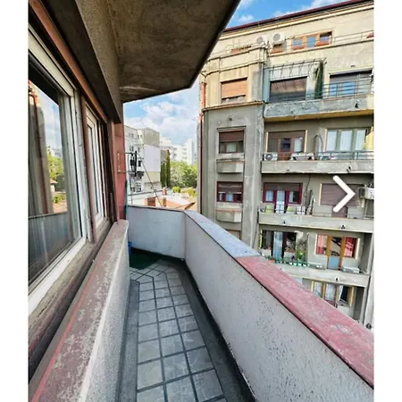 Apartment And Spacious